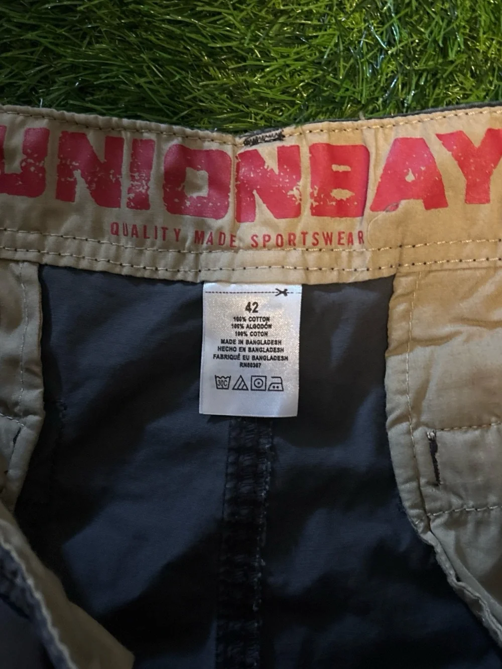 UnionBay 100% Cotton Gray Camo Cargo Shorts  42